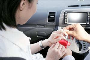 事前の車検相談と車の維持費について